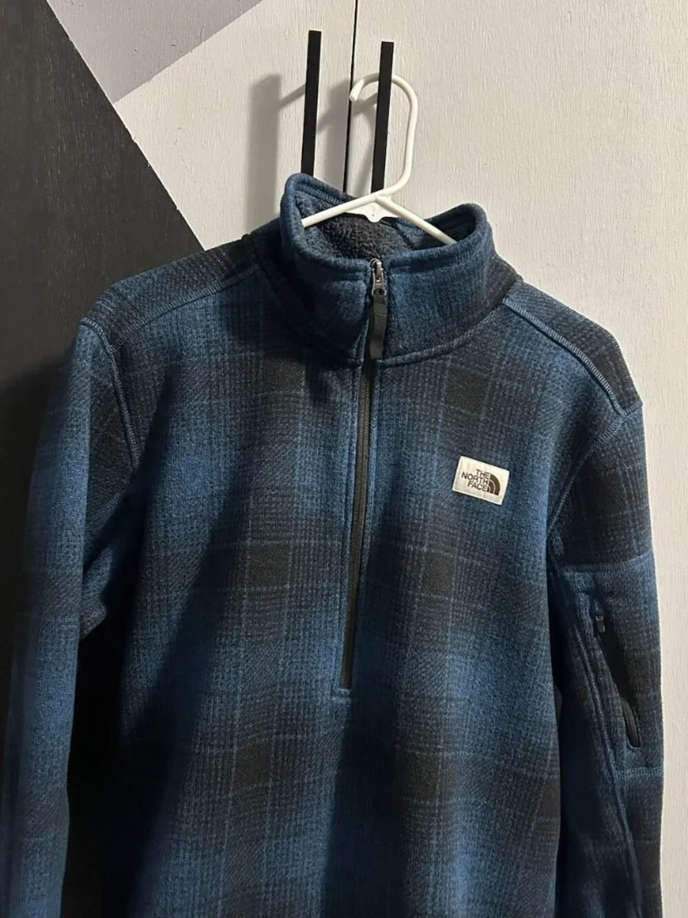 North Face Blue/Black Plaid Sweater Fleece 1/2 Zip Pullover Men's Size L